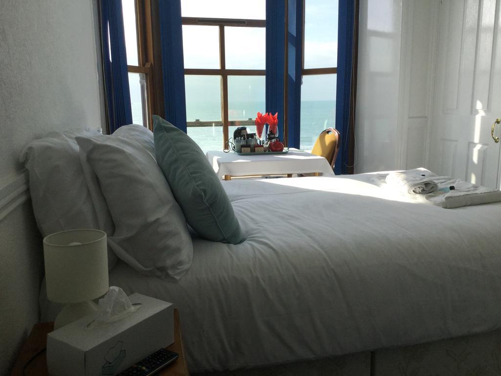 Celtic Bay Guest House Аберистуит Экстерьер фото